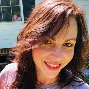 Meet your Posher, Carla
